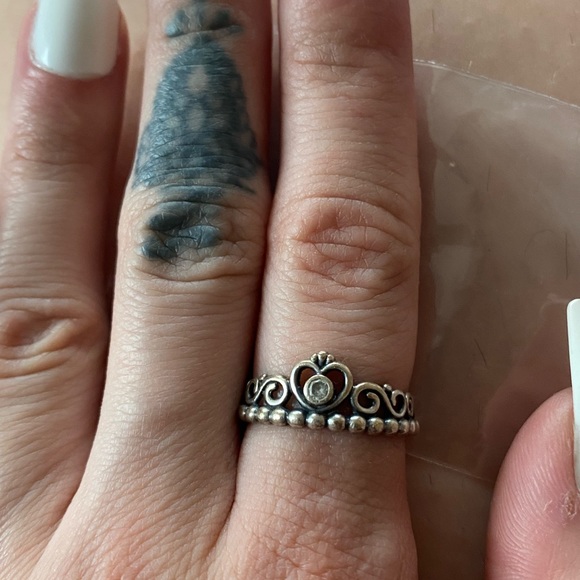 Pandora Princess ring 💍 - Picture 2 of 5